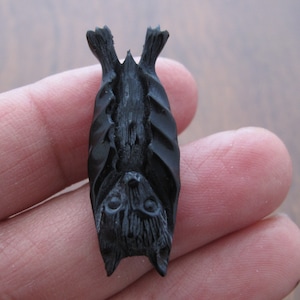 Hand Carved Sleeping Bat, Buffalo HORN Carving Pendant, Side-Drilled, jewelry supplies , S8708