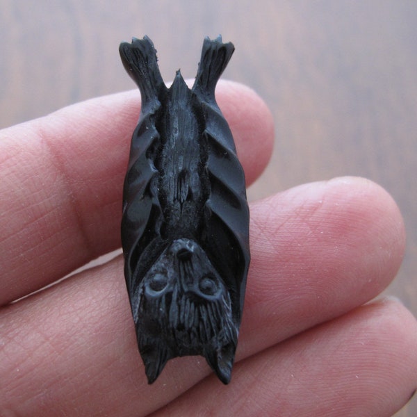 Hand Carved Sleeping Bat, Buffalo HORN Carving Pendant, Side-Drilled, jewelry supplies , S8708