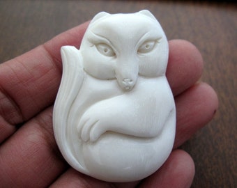 SALE Adorable carved Fox cabochon , Buffalo  bone carving ,  Jewelry Supplies S4206