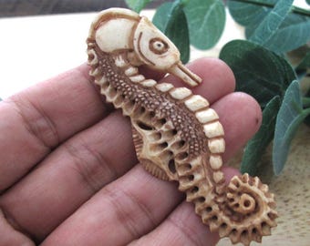 New  Design  Amazing Hand Carved Sea Horse, Single Sided, Jewelry making Supplies S3606