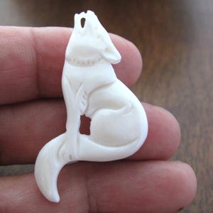 Deep relief  Howling Wolf  , Buffalo bone carving , supplies S8400
