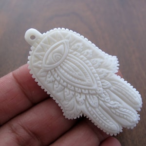 Excellent detail  Larged Hamsa Hand  pendant ,  Fatima Hand, Buffalo bone carving ,  S8033
