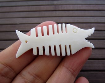 Hand carved fish bone, Pendant, Carved buffalo bone , bone pendant, Focal component, Jewelry making Supplies S6059