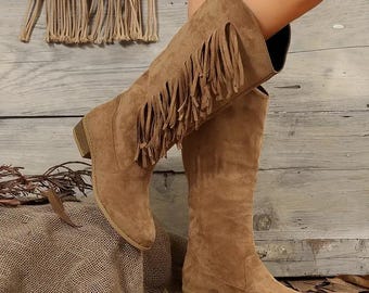 Stivali da donna in camoscio marrone con frange / Stivali da cowboy western al ginocchio / Stivali boho autunno inverno alla moda / Calzature in stile rustico country