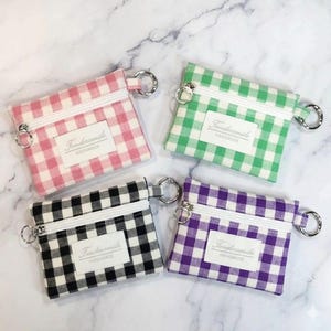 Hand-Embroidered Felt Pouch – Scalloped Edge Small Gift Bag – Floral Needle Case