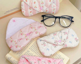 Quilted Heart Glasses Case Sewing Pattern | Beginner Padded Eyeglass Pouch (PDF Download)