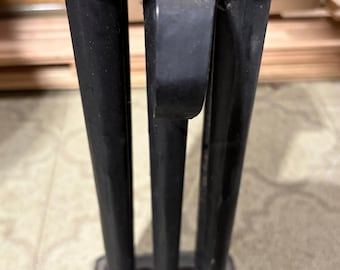 Antico stampo per candele in latta a 6 tubi, stile primitivo