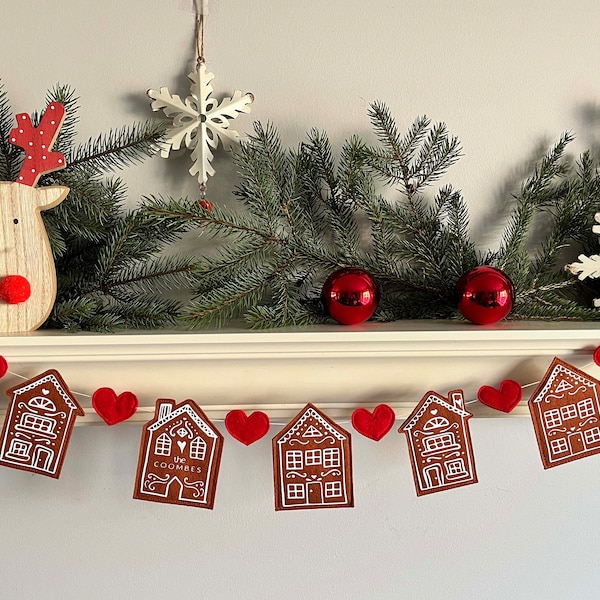 Gingerbread House Garland, Felt Gingerbread Houses, Personalized Christmas Decor, Red Felt Heart Garland, Christmas Garland for Mantel