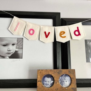 Mini nid d'ange en feutre personnalisé - feutre de laine - décoration de chambre d'enfants - salle de jeux ou école à la maison - bannière de lettre personnalisée - décoration de chambre d'enfant