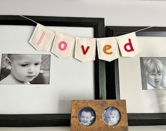 Mini feutre personnalisé - feutre de laine - décor de chambre d'enfant - salle de jeux ou école à la maison - bannière de lettre personnalisée - décor de pépinière