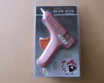 1991 "Low Temp Glue Gun" Modelo 260LT, Nunca Abierto, Todos los Accesorios Incluidos