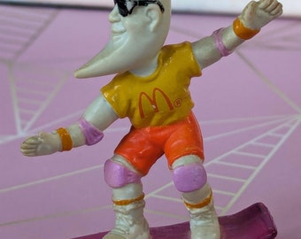 Vintage 1988 MAC The Knife MoonMan PVC figure on skateboard toy 3" McDonalds Toy