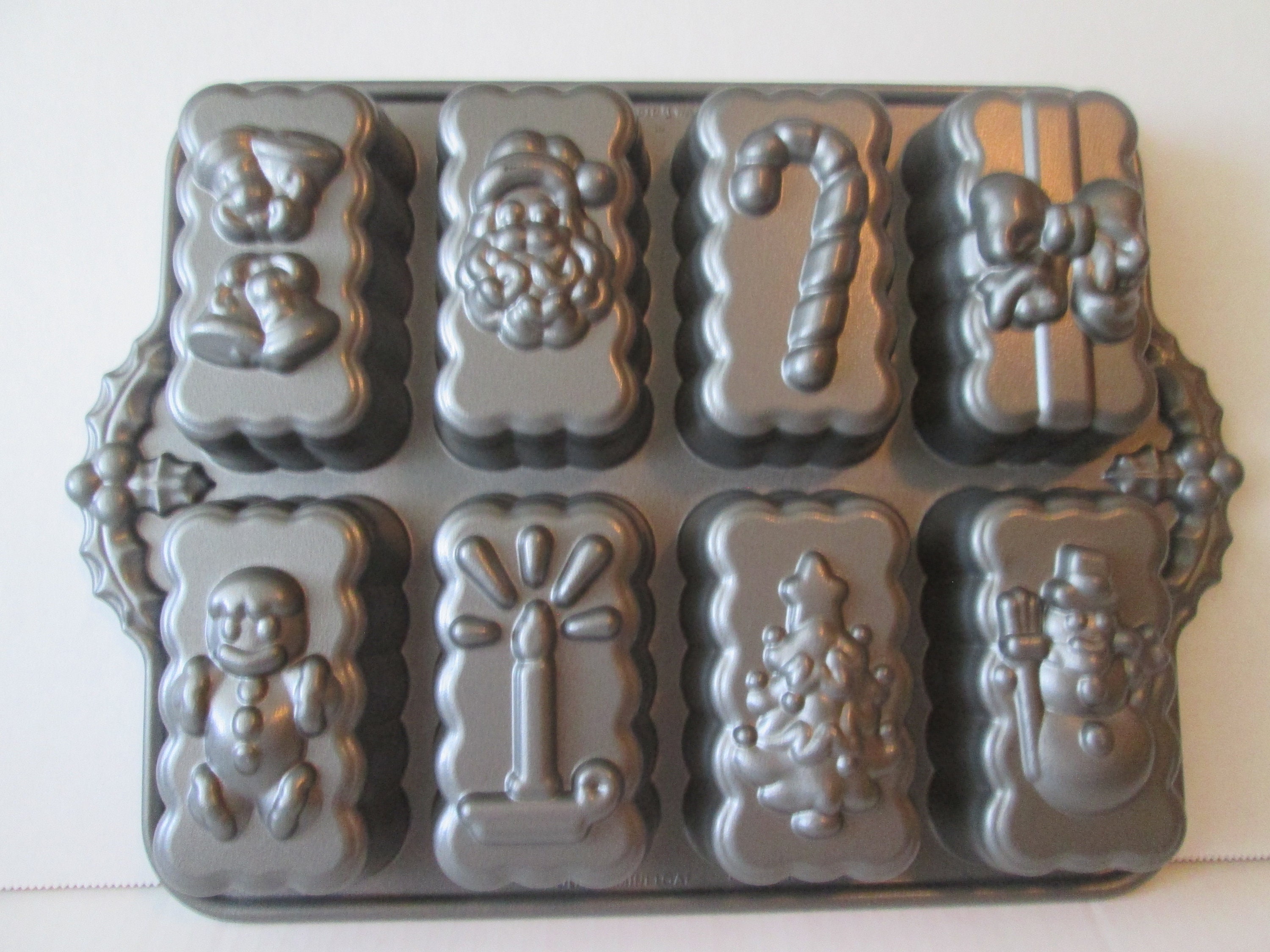 Buy Nordic Ware Holiday Mini Loaf Baking Pan Online in India Etsy