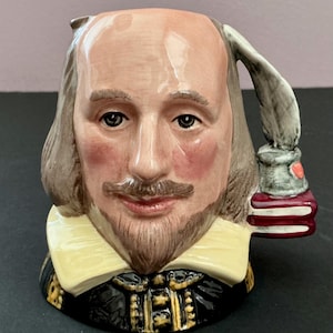 Jarra para crema Royal Doulton William Shakespeare de 10 cm (4 pulgadas) Toby Character D6938 Personaje literario