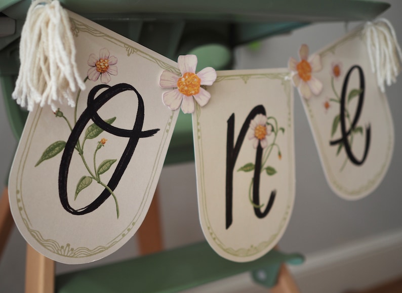 Kreatwow Wildflower First Birthday High Chair Banner – Cute 1st Birthday Decor For Girls With Daisy & Butterflies - View #10
