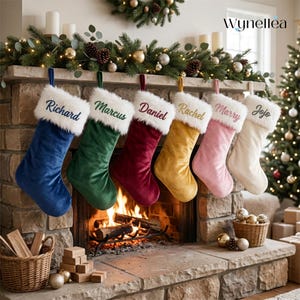 Calcetín navideño personalizado 2026, calcetín familiar a juego, decoración para repisa de chimenea, decoración navideña, decoración festiva, calcetín bordado