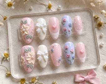 Uñas postizas Coquette Aesthetic / Uñas postizas florales rosas y lavanda / Diseño de uñas con lazo blanco y corazón en 3D / Uñas postizas almendradas hechas a mano