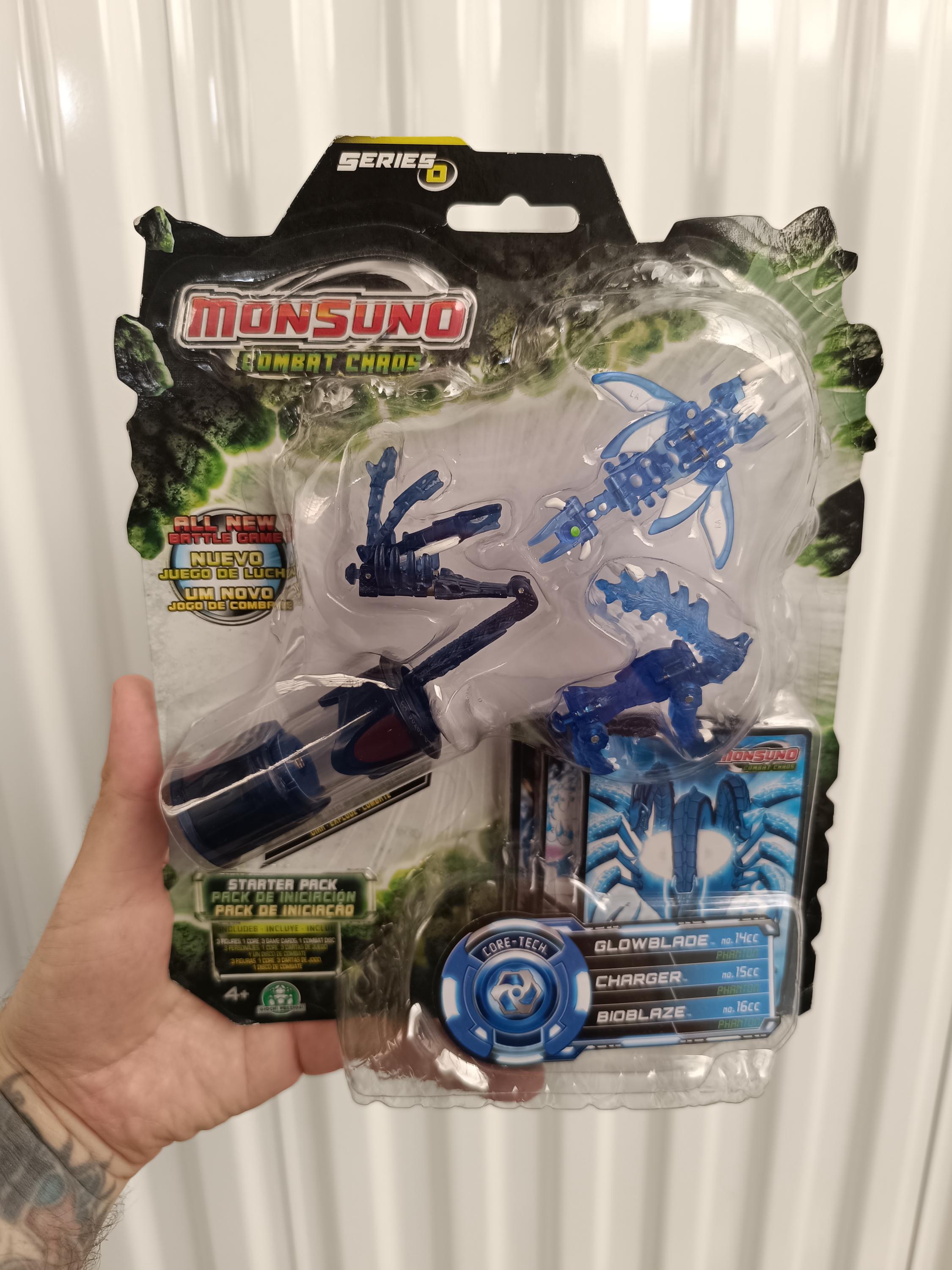 Monsuno Combat Chaos 3-figures Starter Pack Glowblade Charger