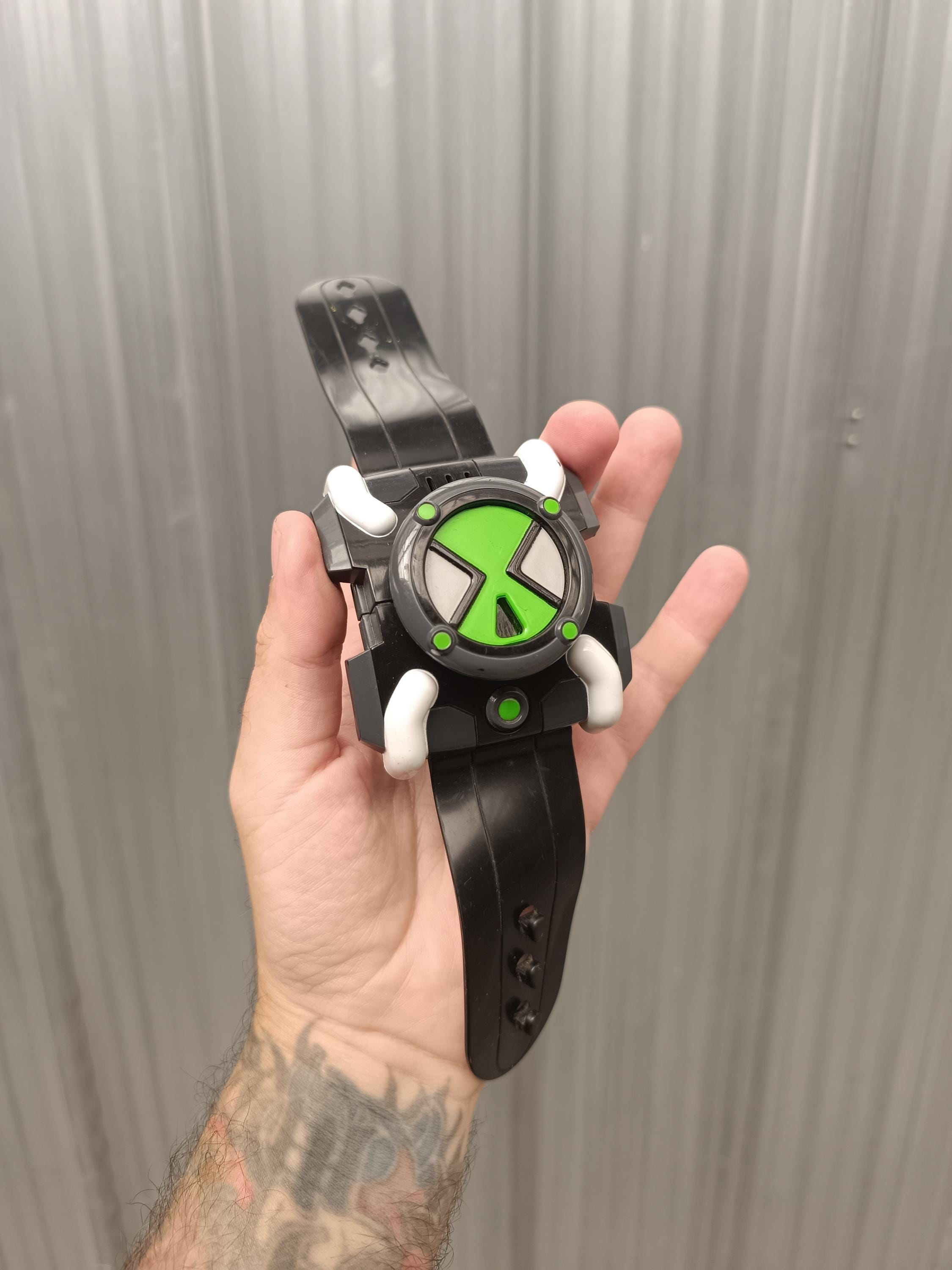Ben 10 classic omnitrix - Etsy 日本