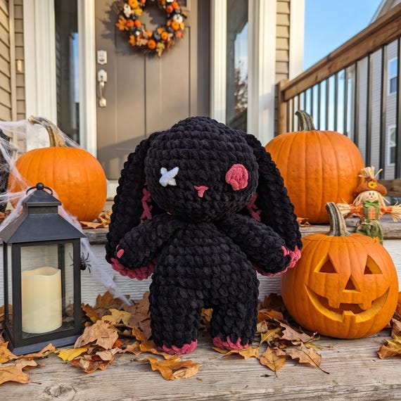 Siyah Tavşan Peluş, Tığ İşi Cadılar Bayramı Dekorasyonu, Gotik Amigurumi Tavşan, Ürkütücü Peluş Hediye