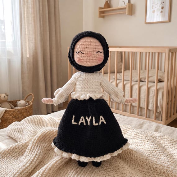 Personalized Crochet Hijab Doll: Muslim Amigurumi Doll, Handmade Islamic Nursery Decor