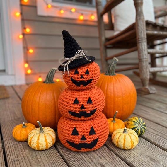 Crochet Pumpkin Stack, Handmade Jack o Lantern Decoration, Halloween Table Centerpiece