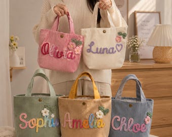 Gepersonaliseerde corduroy draagtas, aangepaste gehaakte naamtas, geborduurde draagtas voor meisjes, schattige handgemaakte esthetische portemonnee, cadeau voor haar