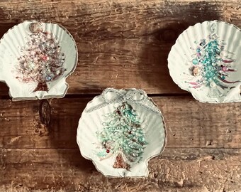 Limited Edition: Coastal Glammother Christmas Tree Shell Dish