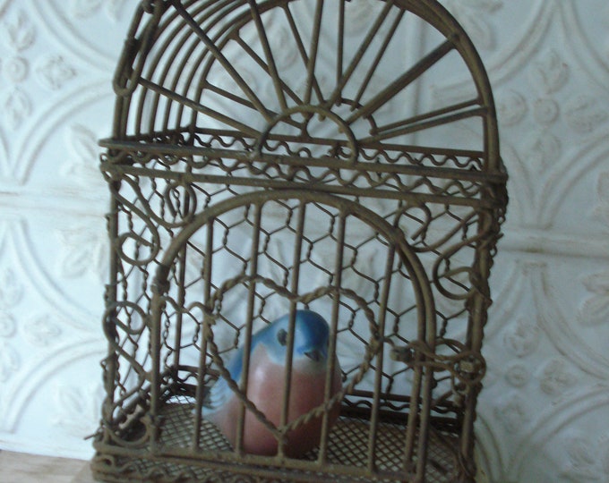 Wire Bird Cage Display/rusty Patina Bird Cage/chicken Wire Etsy