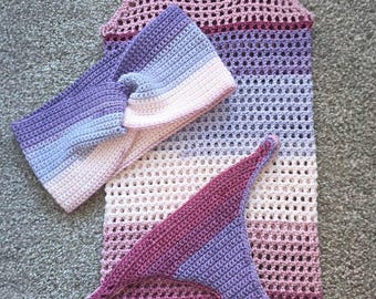 かぎ針編みのビキニとドレスのセット