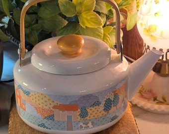 Bouilloire en émail vintage, scène de courtepointe Country Farm