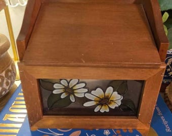 Vintage Wooden Recipe Box with a Painted Daisy Glass Window