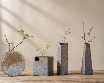 Jarrón de cerámica japonés para Ikebana / Soporte para ranas Wabi Sabi Kenzan / Decoración escultórica de cerámica para flores