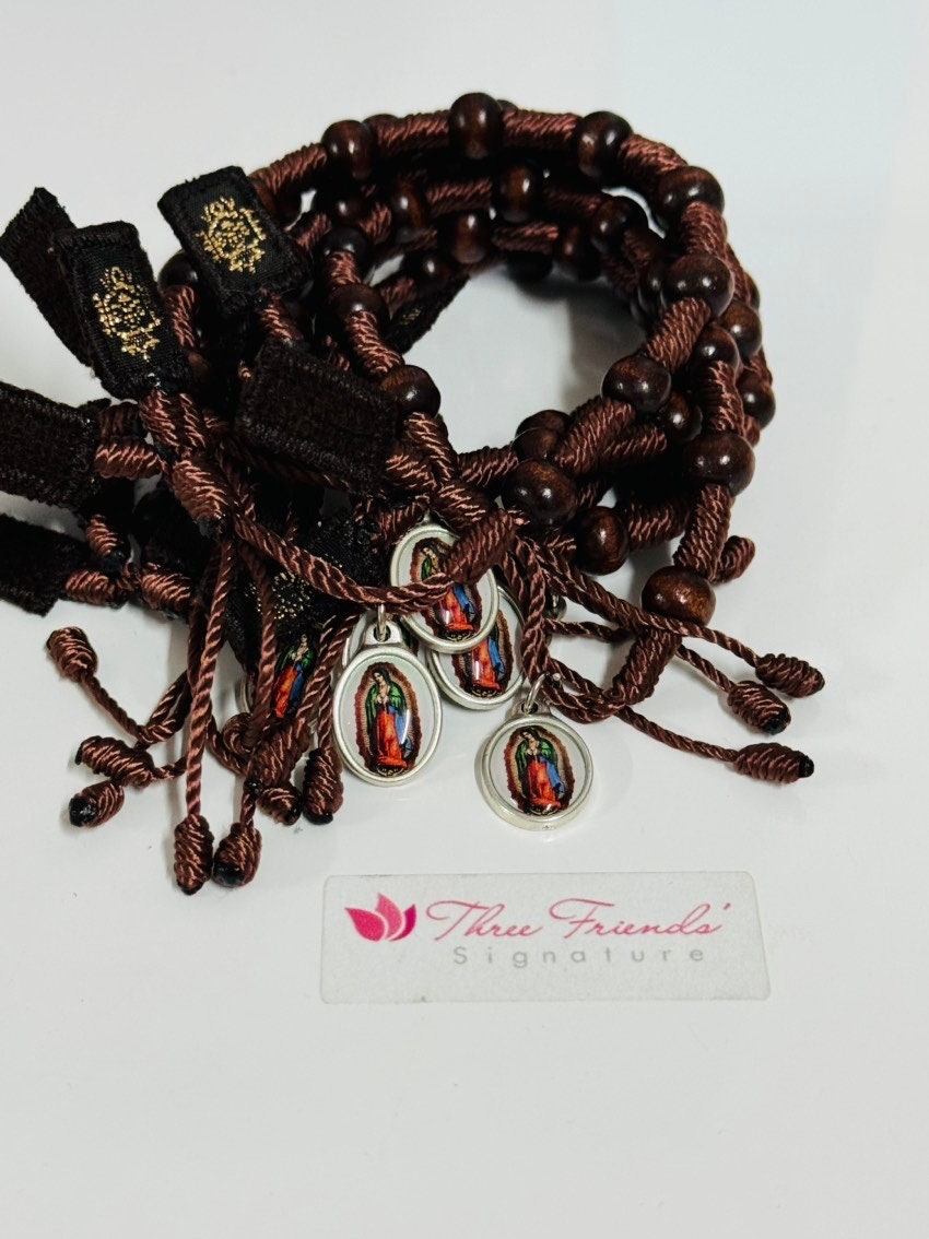 HZMAN Bracciale Vergine Maria E Rosario Con Croce - Gioiello Religioso In Acciaio Inox - Regolabile 7-7.5 Pollici - Regalo Per Donne