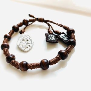St Joseph Wood Adjustable Men&#39;s Rosary Bracelet