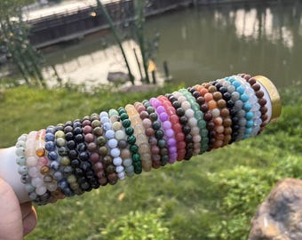 Natural Crystal Beaded Bracelet Handmade Gemstone Jewelry Elegant Minimalist Wrist Accessory Gift for Women Everyday Wear