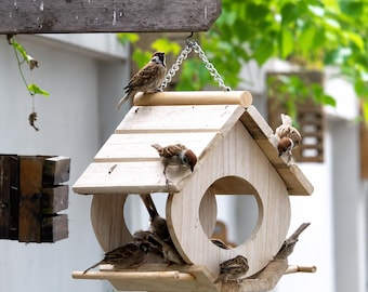 Casinha de pássaros rústica de madeira, feita à mão, para decoração de jardim externo, abrigo suspenso, estilo fazenda, presente.