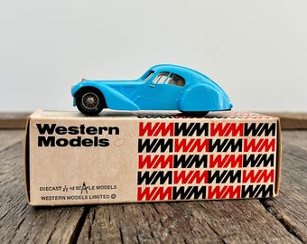 1:43 RIO Bugatti Type 57 Sc Atlantic 1936 Light Blue Met