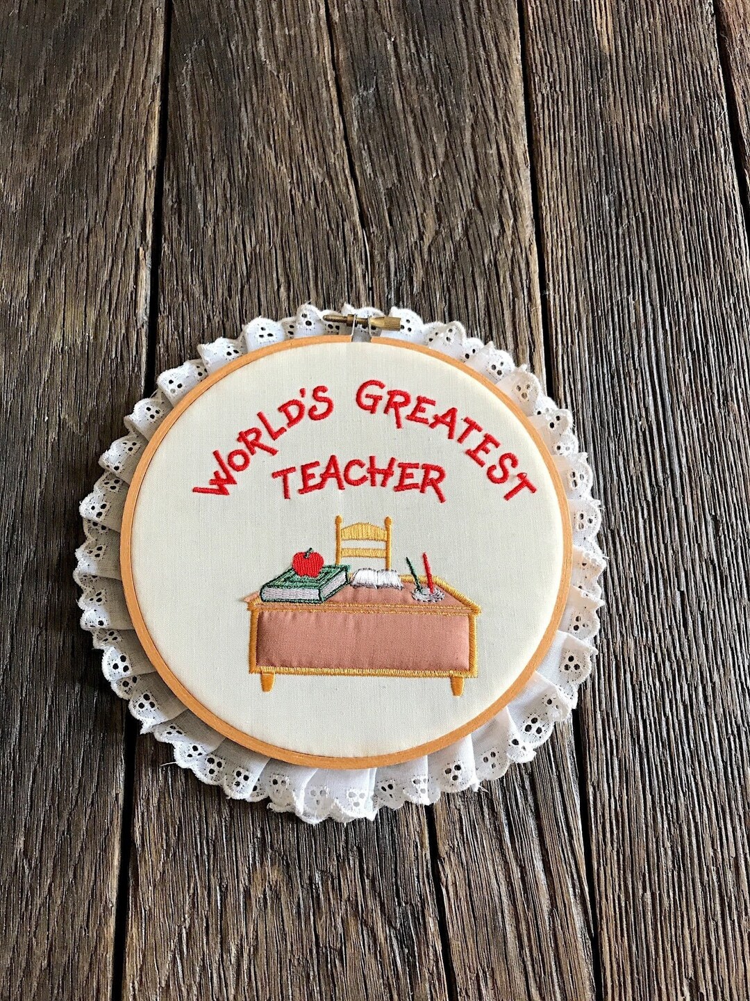 World's Greatest Teacher Wall Decor Gift for Teachers World's Greatest
