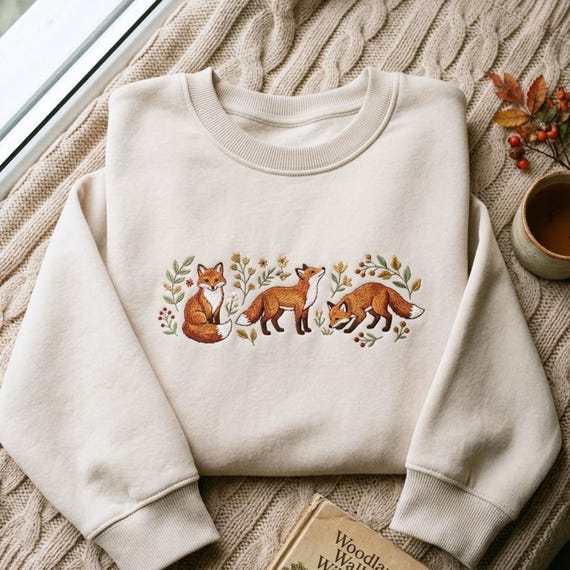 Fox Embroidered Sweatshirt, Retro Nature Shirt, Graphic Tee, Trendy Women's Shirt, Outdoorsy Animal T-shirt