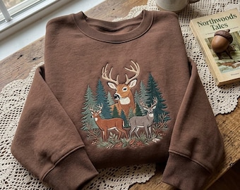 Embroidered Vintage Deer Sweatshirt: Retro Outdoorsy Crewneck