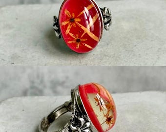 Vintage ring med torkade blommor i harts | Botanisk statementring, justerbart armband