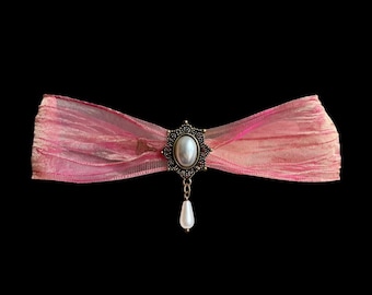 Naszyjnik choker z koronką w stylu vintage, choker z kokardą Balletcore, wisiorek z różową wstążką i perłą