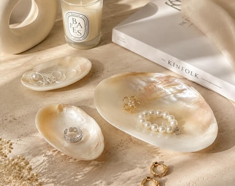 Mother of Pearl Shell Jewelry Dish, Seashell Ring Tray, Coastal Jewelry Holder, Wedding Gift for Bride, Bridesmaid Gift, Pearl Trinket Dish
