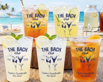 Benutzerdefinierte Strand Bachelorette Plastikbecher, Sommerreise 2026, Urlaubsgeschenke für Frauen, Geschenk für sie, Bester Freund Party Cup