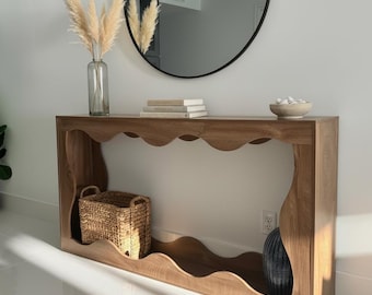 Farmhouse Scalloped Console Table: Narrow Entryway Hallway Wood Display Stand