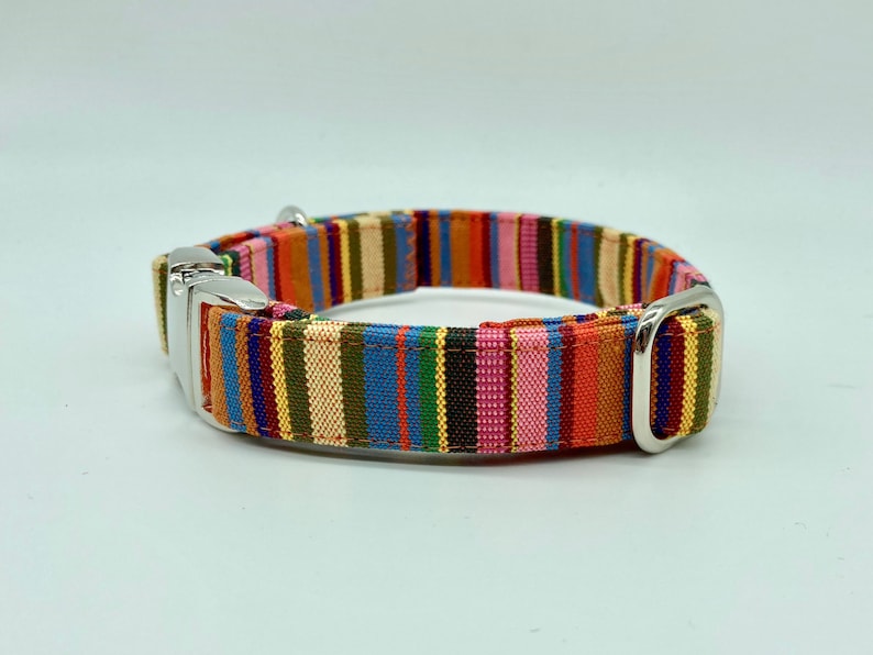 Alu-Schnalle Farbenfrohes Streifen Hundehalsband Ethno, verstellbar, Klickverschluss #2