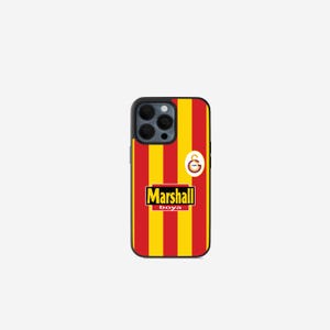 May include: A black phone case with a red and yellow striped design, featuring the text "Marshall boya" in a black rectangle. The case also has a team logo and a black camera module.