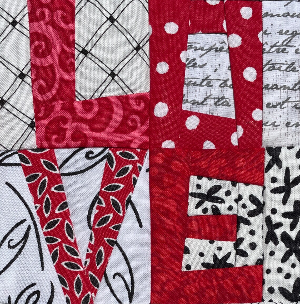 Love Letters Quilt - Etsy