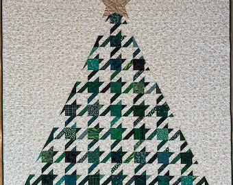 PDF Quilt Pattern -- Digital Pattern for Houndstooth Holiday quilt